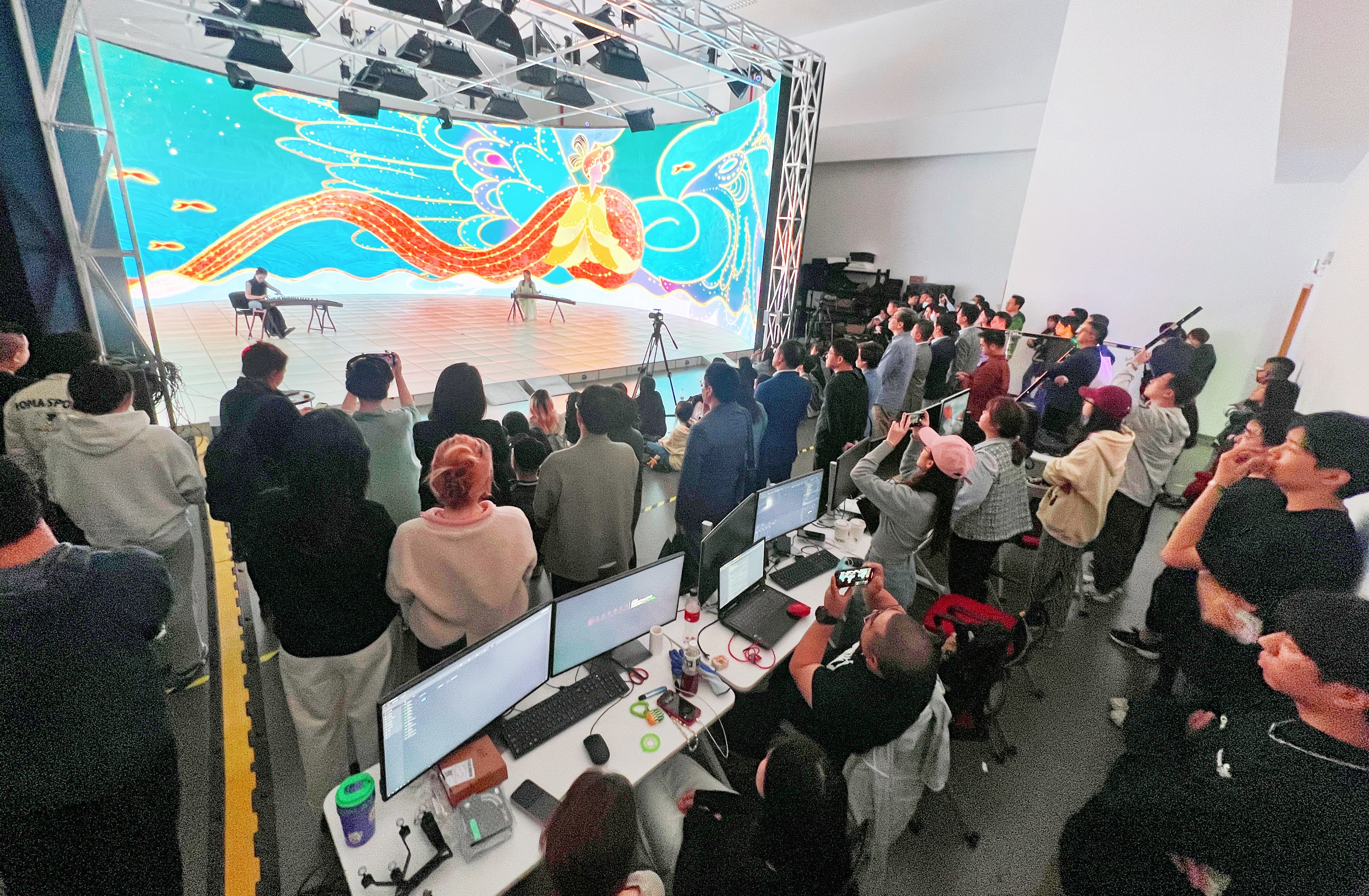 产学研结合 | 金年金字招牌携手上海戏剧学院全面拓展XR虚拟拍摄领域